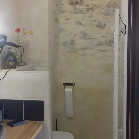 Manoir De La Fontaine Du Chene