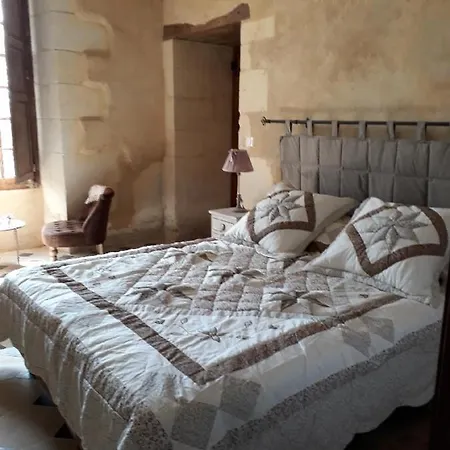 Alojamento de Acomodação e Pequeno-almoço Manoir De La Fontaine Du Chêne Coutures (Maine-et-Loire)